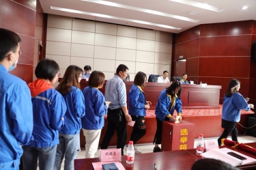拉霸LaBa360纸业工会第七届会员代表大会圆满举行