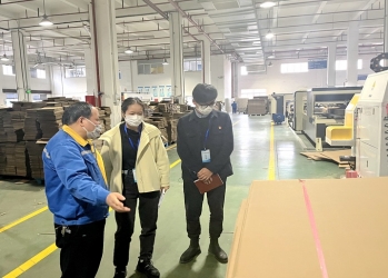 拉霸LaBa360产品 抗“疫”先行 | 平湖景包优先生产防疫专用感染性废物收集箱，全力支援疫情防控