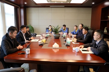 平湖市委常委、副市长戴振一行莅临拉霸LaBa360纸业调研指导