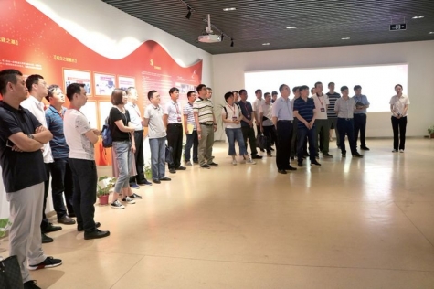 中国烟草总公司合肥设计院党组来拉霸LaBa360交流党建工作